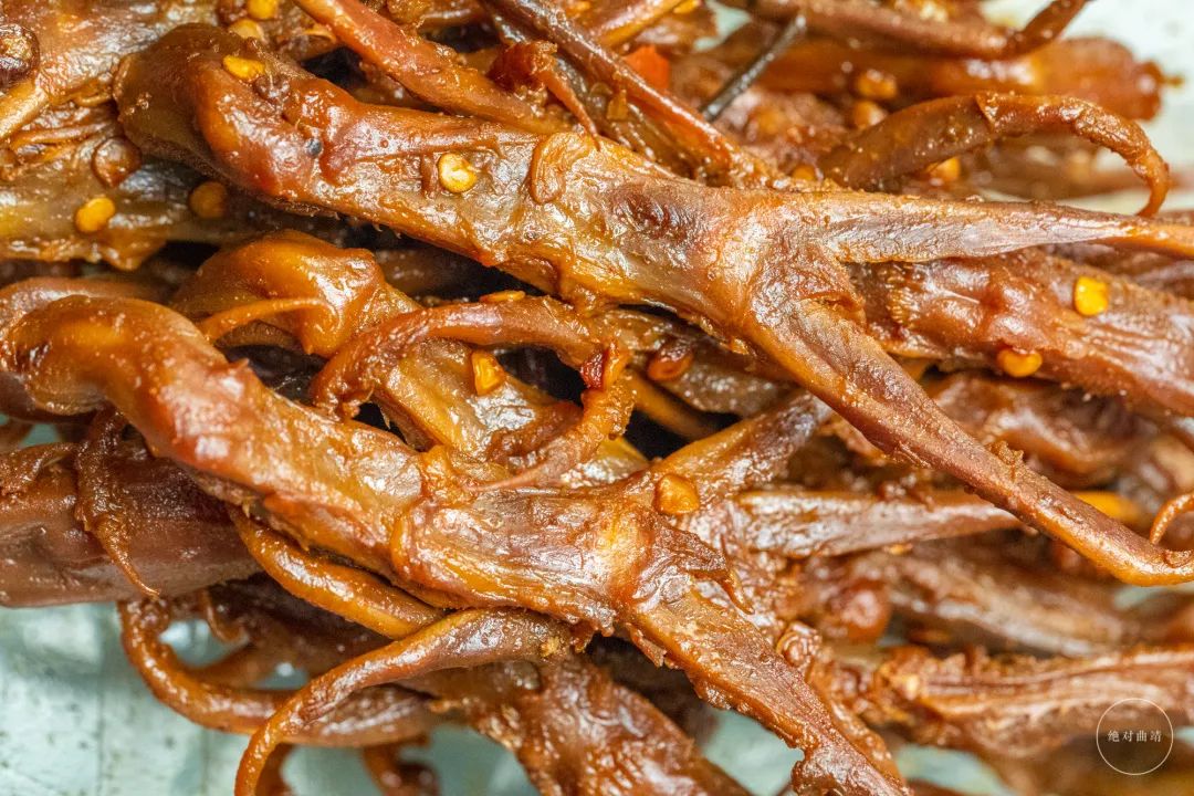 卤鱿鱼怎么做好吃_潮汕美食卤鱿鱼_正宗卤鱿鱼的做法窍门