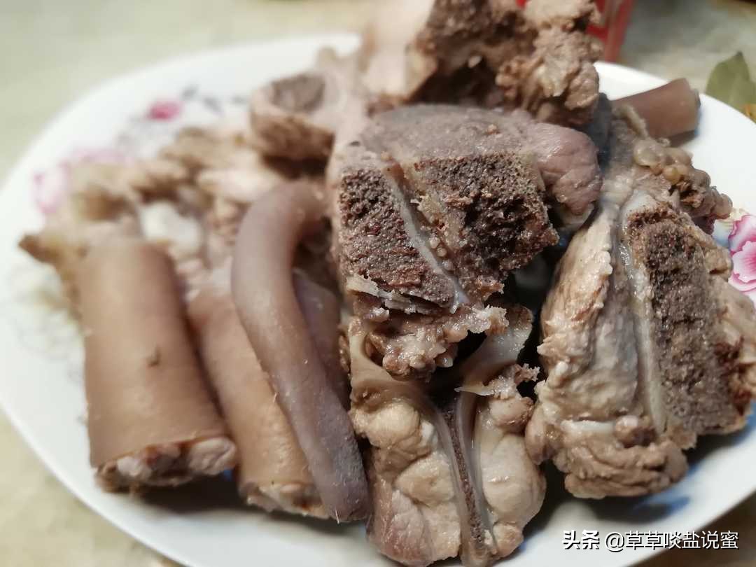 卤鱿鱼怎么做好吃_潮汕美食卤鱿鱼_卤鱿鱼美食潮汕视频