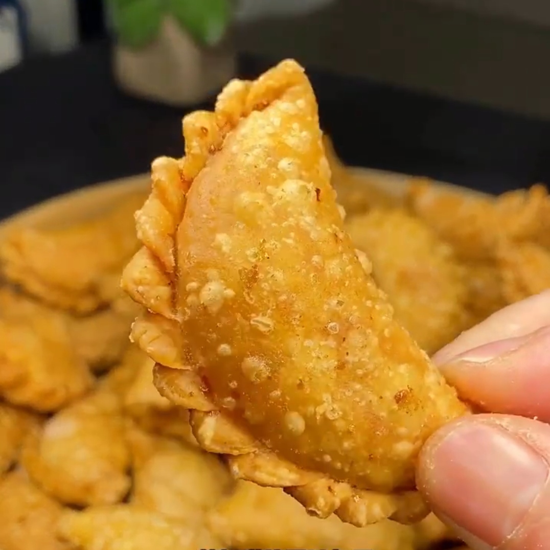 甜糕点表面发霉还能吃吗_糕点甜不甜_甜糕点有哪些