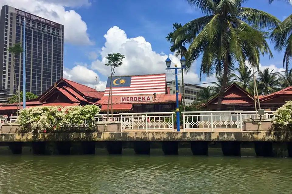 电影旅馆老板演员是谁_咖啡馆与廉价旅馆电影_电影中的咖啡馆