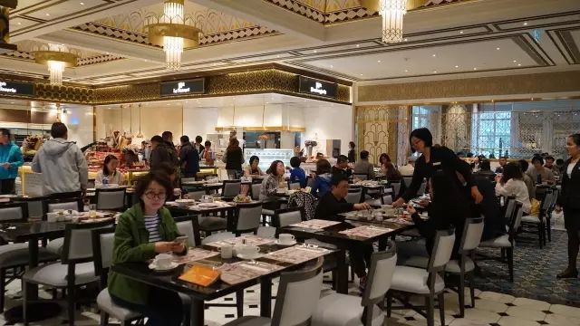 巴黎特色美食_巴黎美食特色有哪些_巴黎特色食物