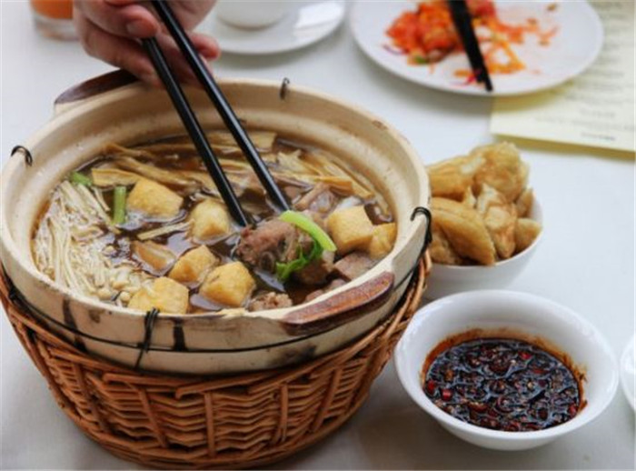 小葱炸酱鸡蛋_潮汕美食鸡蛋小葱炸_炸鸡蛋美食潮汕小葱怎么做