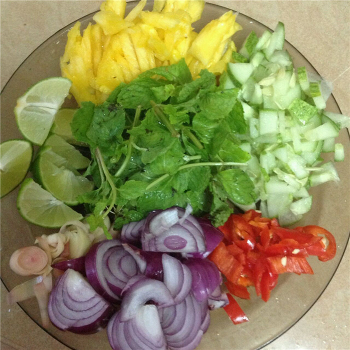 小葱炸酱鸡蛋_炸鸡蛋美食潮汕小葱怎么做_潮汕美食鸡蛋小葱炸