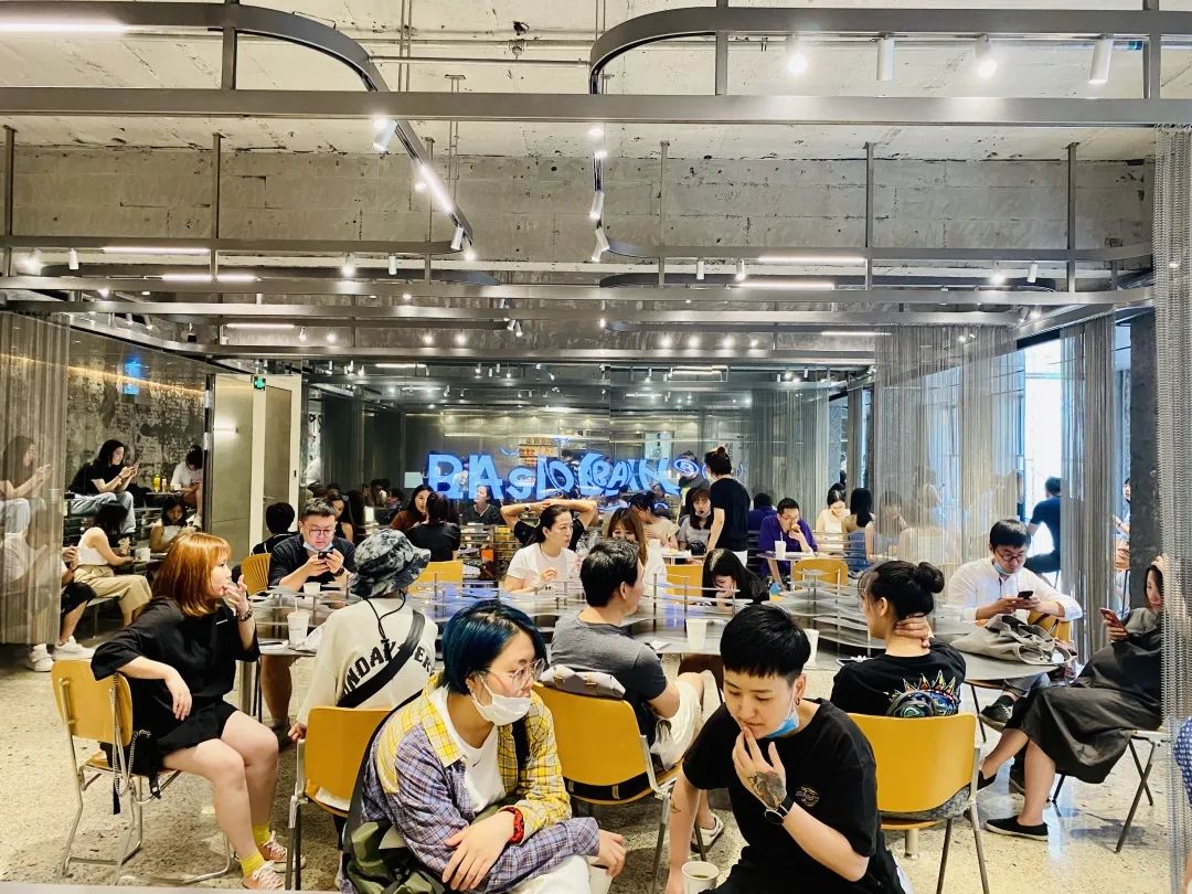 小公园网红咖啡馆台阶多少_小公园网红咖啡馆台阶多少_小公园网红咖啡馆台阶多少