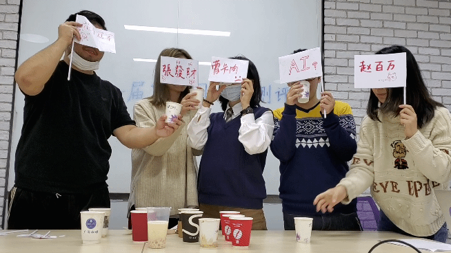 咖啡馆装修参考图_咖啡馆的装修_咖啡馆装修参考