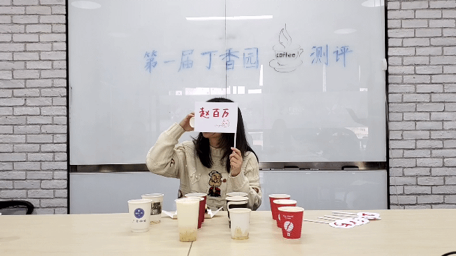 咖啡馆的装修_咖啡馆装修参考_咖啡馆装修参考图