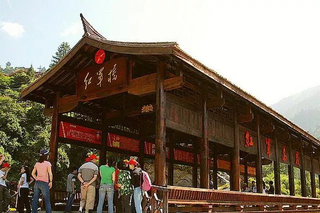 达古冰川咖啡馆_冰川咖啡屋_达古冰川咖啡