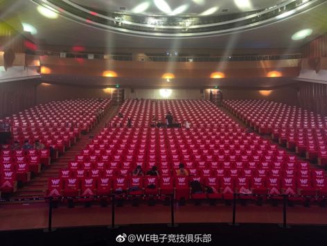 新越电竞_电竞新人是女生篇怎么没有了_电竞新人是女生