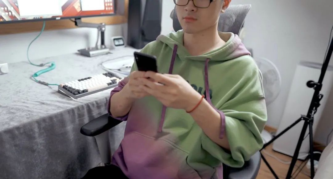 电竞椅头枕_电竞椅子枕头怎么装_电竞椅的头枕和腰枕