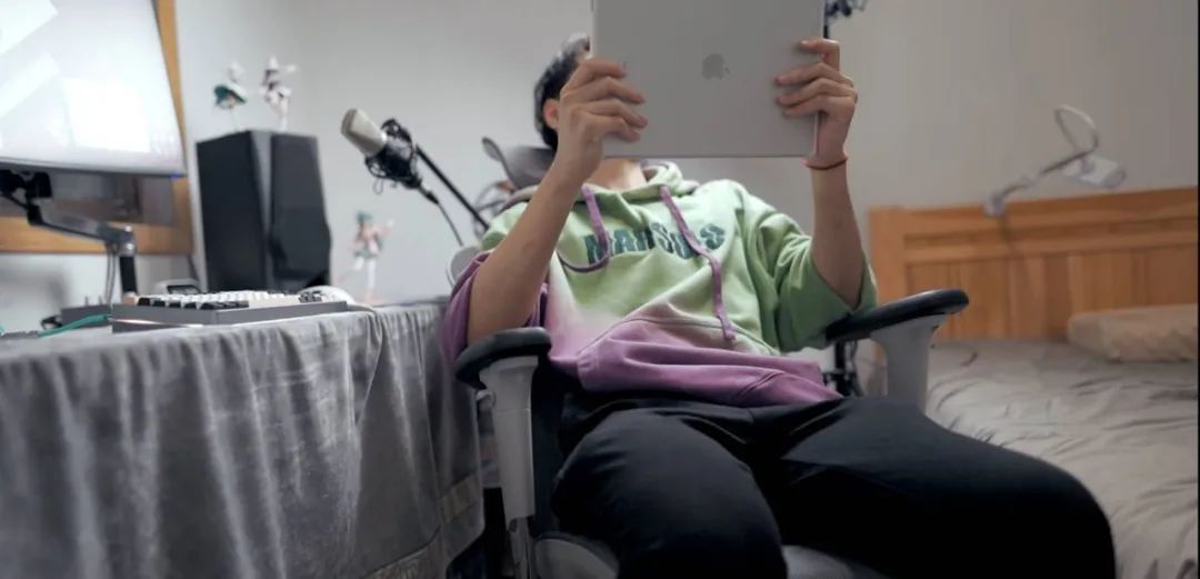 电竞椅的头枕和腰枕_电竞椅子枕头怎么装_电竞椅头枕