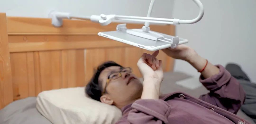 电竞椅的头枕和腰枕_电竞椅子枕头怎么装_电竞椅头枕