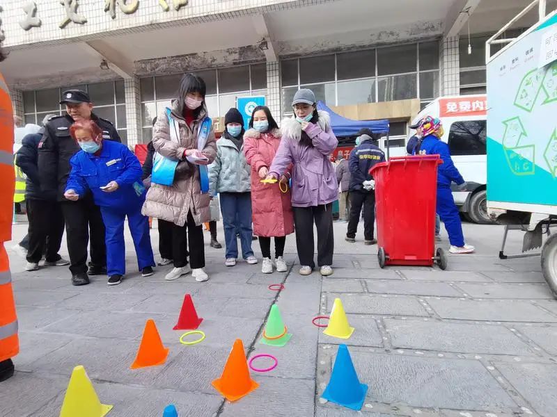 垃圾分类宣传的形式_垃圾分类基本常识宣传形式_垃圾分类的宣传活动形式有哪些