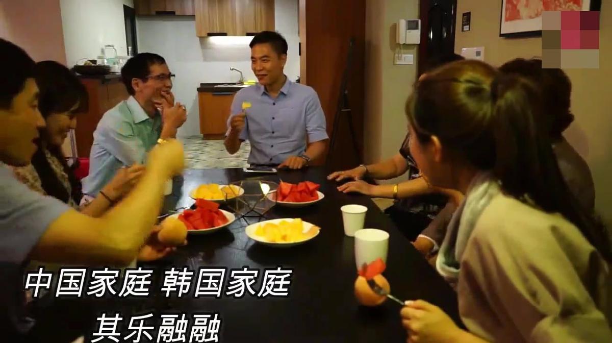 海上海美食_上海有什么好吃的海鲜_上海美食海报
