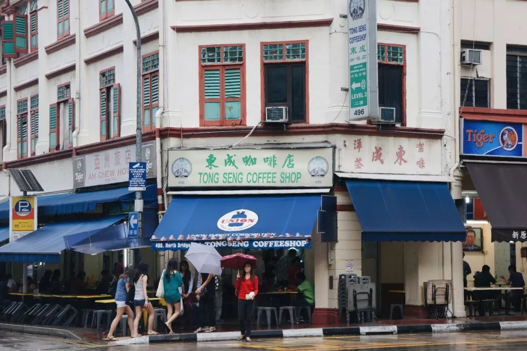 咖啡加炼奶会中毒吗_咖啡加炼奶好喝还是牛奶好喝_咖啡加炼奶