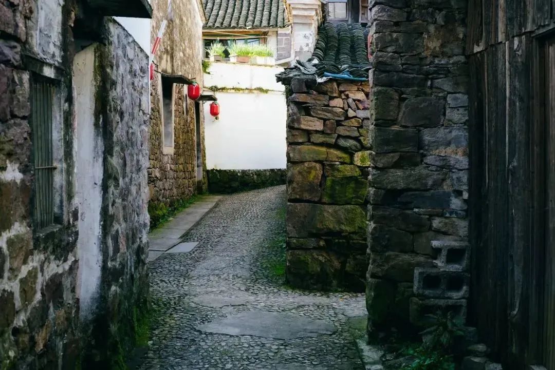 余姚网红咖啡店_余姚私密性高的咖啡馆_余姚山上咖啡馆