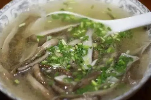 西餐蘑菇_西餐里的菇_西餐中用的菌菇