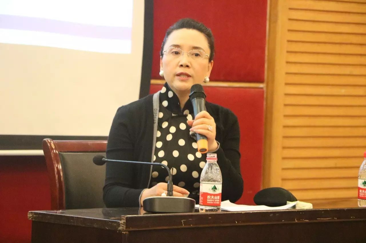 女性自律创业故事_自律女性创业故事有哪些_女性创业走心小故事