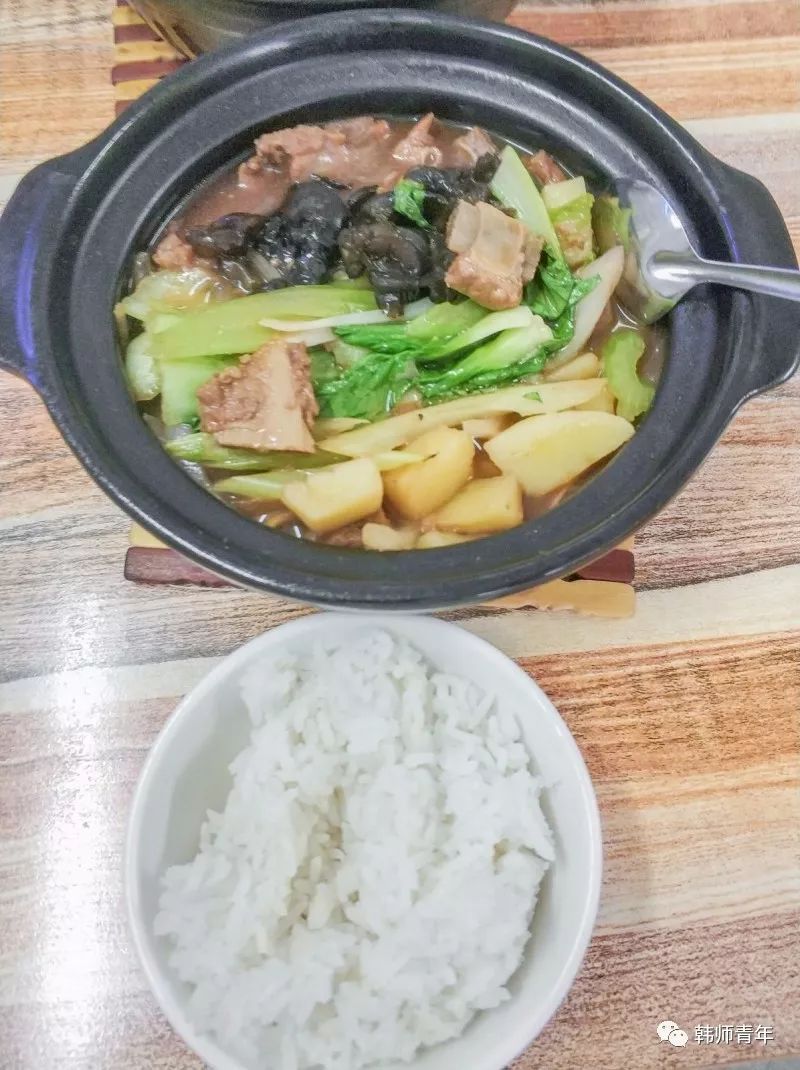 潮汕麻辣烫底料配方大全_烫潮麻辣烫加盟_潮州美食港式麻辣烫图片