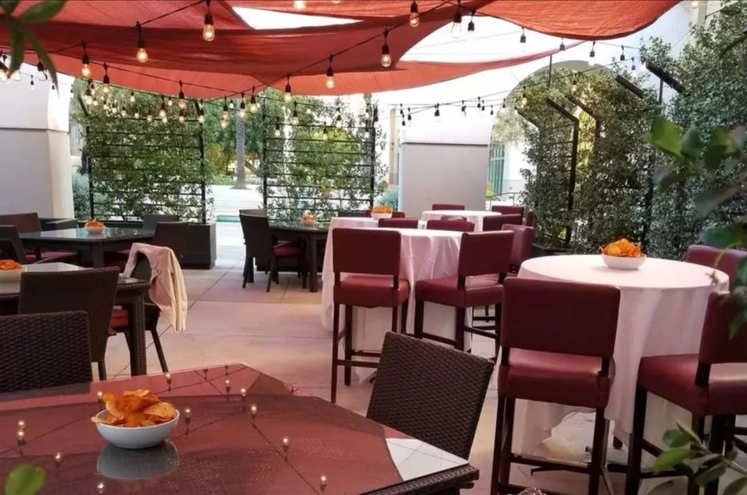 茶餐厅风格装修效果图_茶餐厅风格_欧风茶餐厅