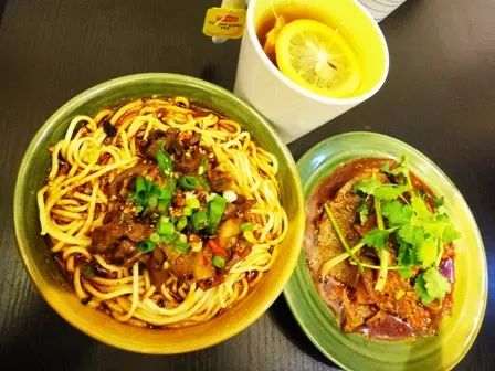 桂林路港式美食有哪些_桂林美食港式路有几家店_桂林巷子里的美食