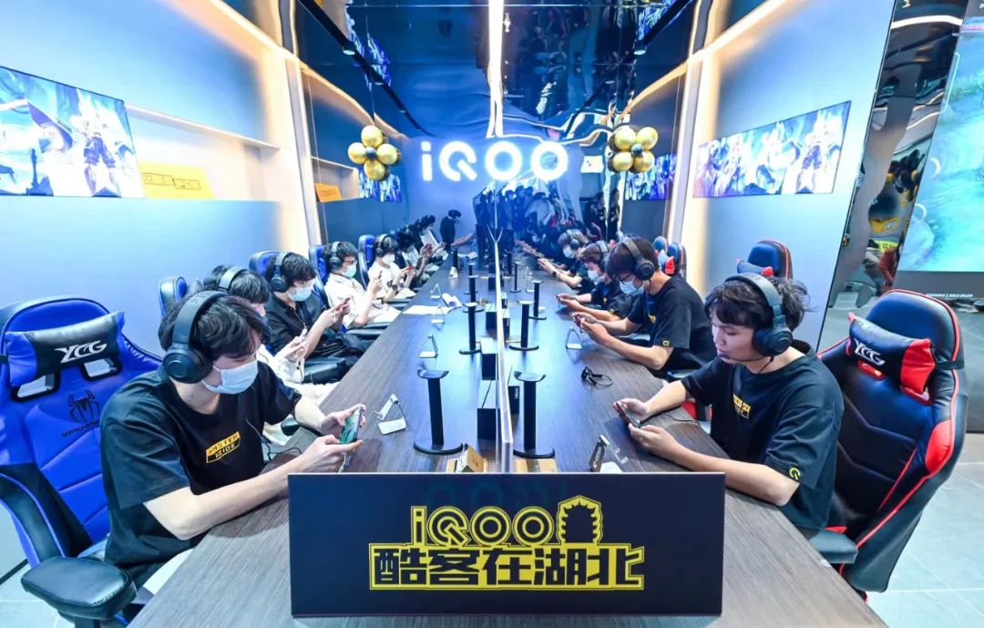 电竞场馆建设规范_电竞场馆设计说明_电竞馆设施