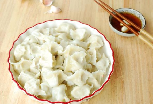 饺子小妙招_饺子的新方法_生活小技巧放饺子