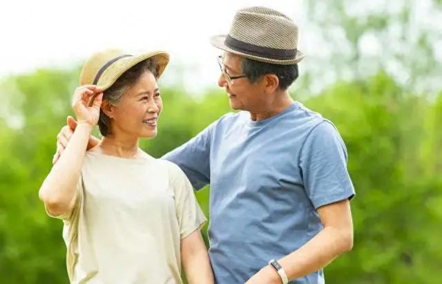 再婚家庭主妇日常_再婚家庭的相处之道_再婚日常主妇家庭背景