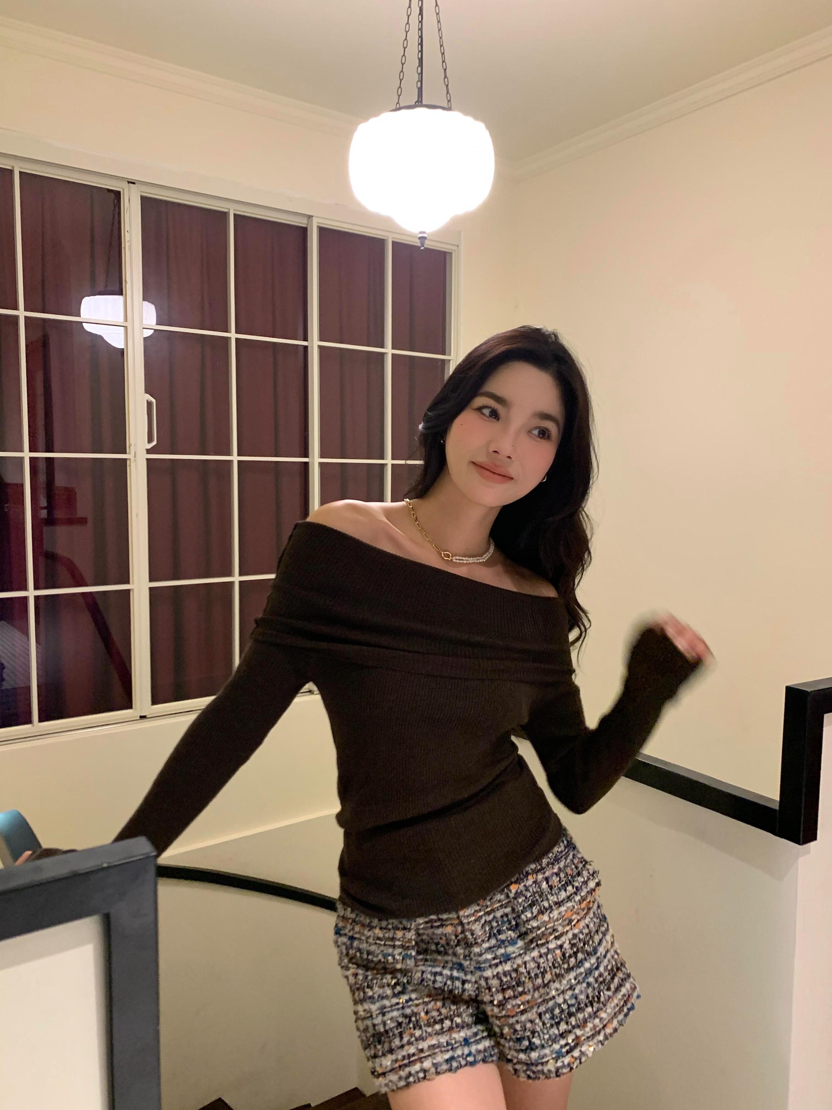 适合咖啡馆拍照的姿势_拿咖啡拍照_咖啡厅可以拍照吗