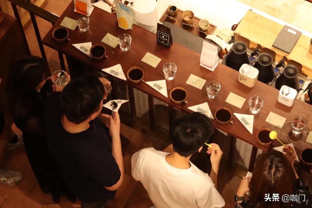 广东咖啡厅装修装饰_咖啡厅装修设计方案_咖啡厅装修效果图
