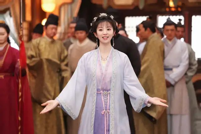 日常家庭中一个月电是多少瓦_日常家庭中什么东西可以做花肥_卿卿日常中的家庭