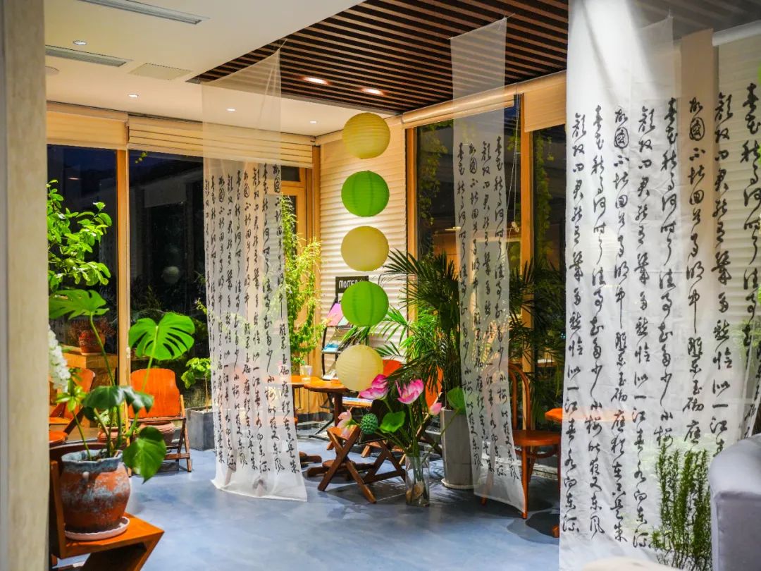海边咖啡屋电影简介_海边厅咖啡设计方案_海边咖啡厅设计