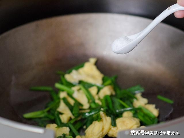韭菜能美食做汤吗_韭菜能做什么美食_韭菜能美食做什么