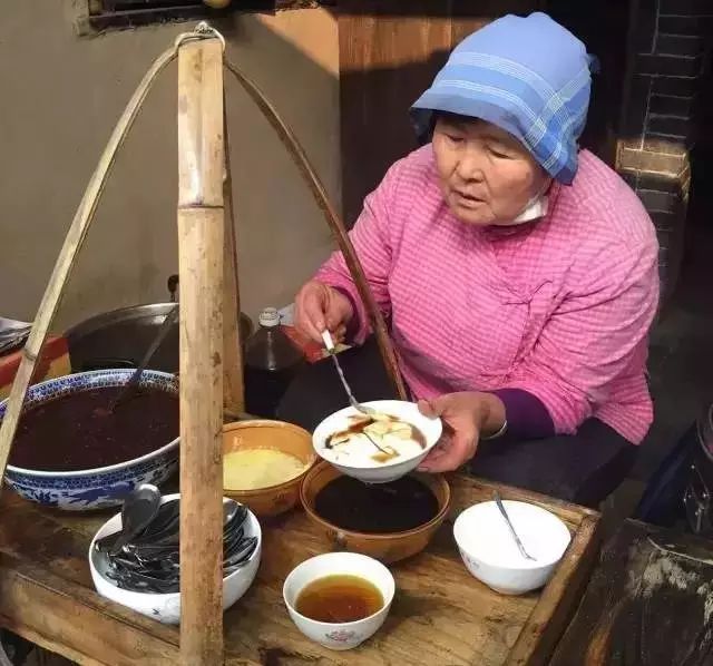 原始雨林求生小说_雨林的原始生活方式在哪_原始森林的雨