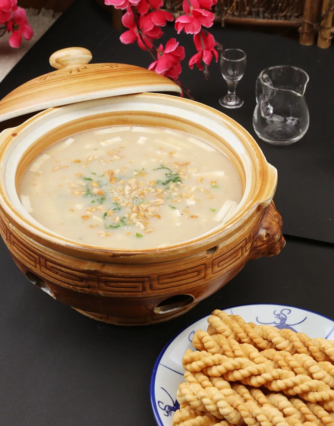 国际美食CCTV_美食国际博览会在哪里_美食国际学校