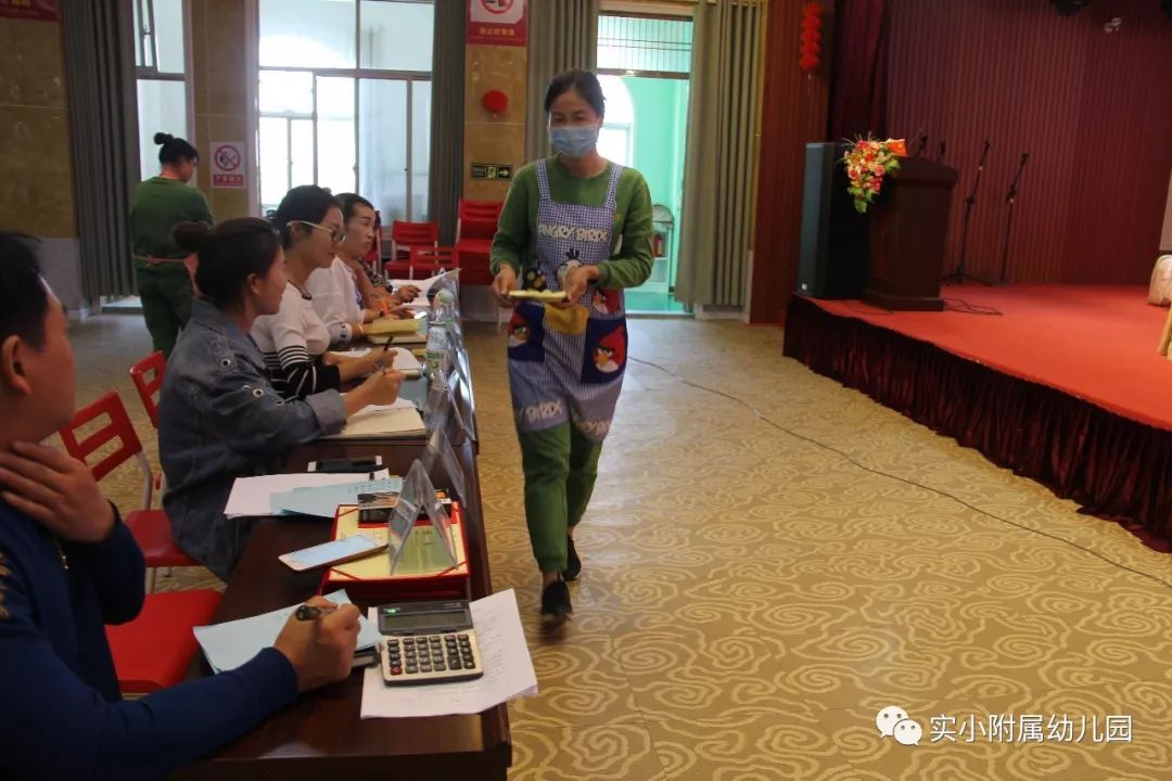 展示技能生活孩子怎么做_孩子的生活技能展示_展示技能生活孩子的句子
