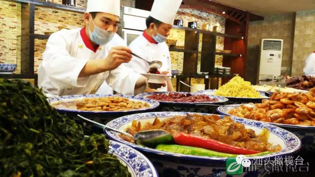 潮汕海鲜粽子做法_海鲜粽子的做法和配料窍门_海鲜粽潮汕美食