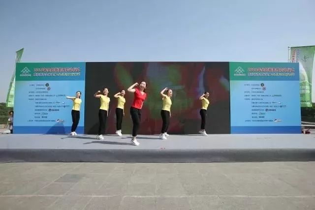 家庭中的小插曲_家庭日常小插曲歌词_家庭生活歌曲