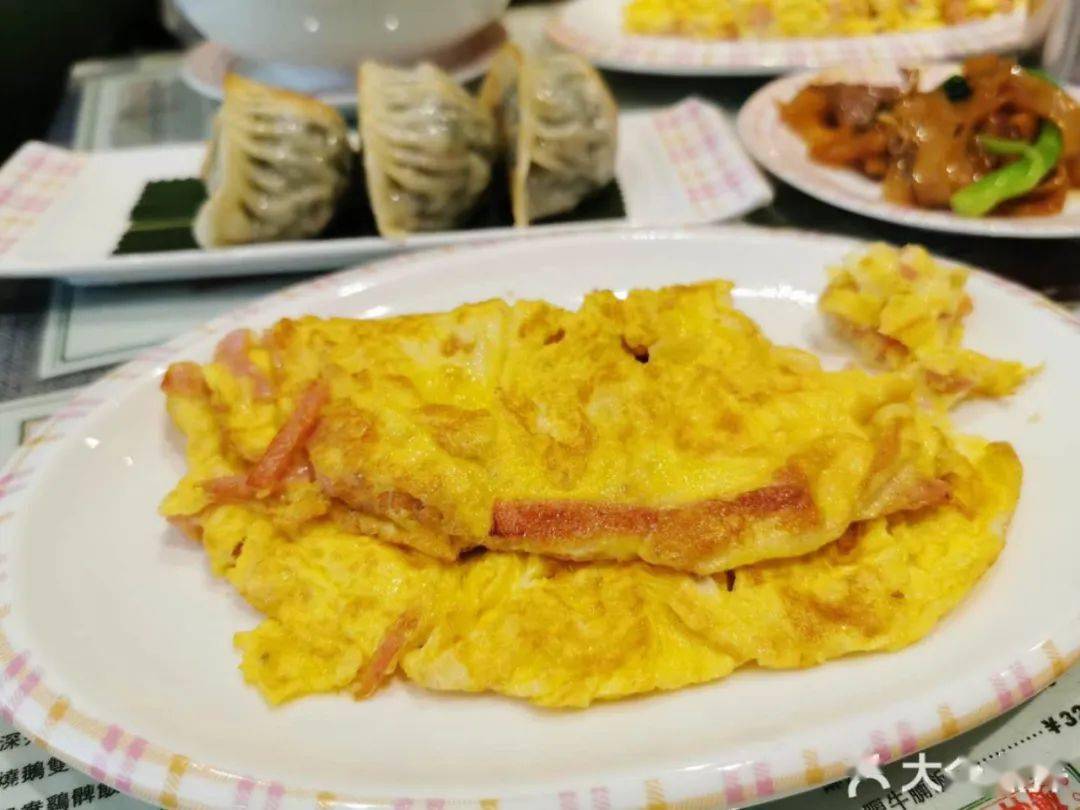 莫茶餐厅_餐厅茶室一体效果图_餐厅茶水柜