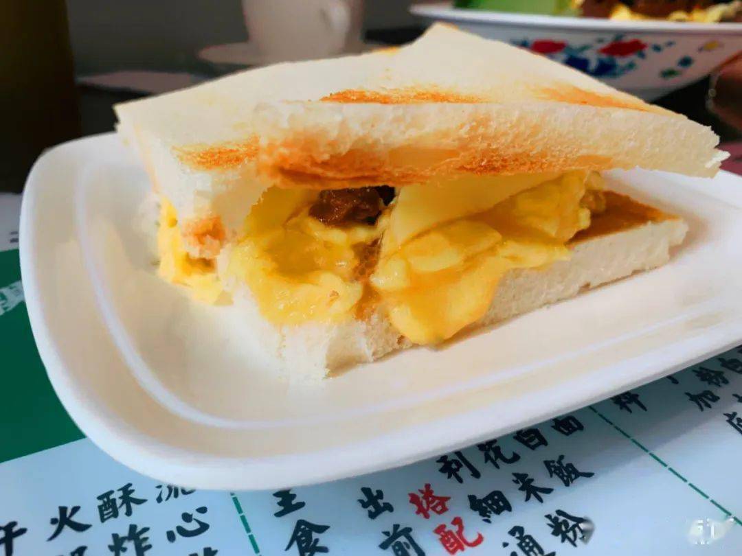 莫茶餐厅_餐厅茶水柜_餐厅茶室一体效果图