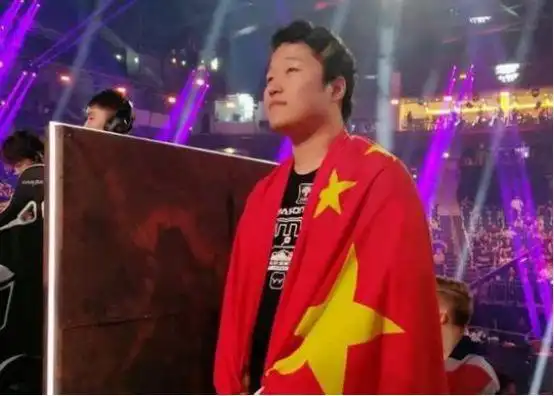 电竞圈最_电竞是个圈_圈电竞圈都在等我掉马