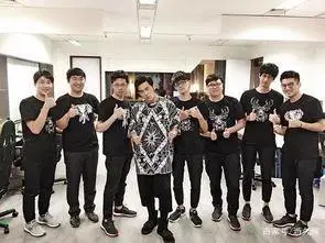 圈电竞圈都在等我掉马_lol电竞圈4p女解说_电竞圈最