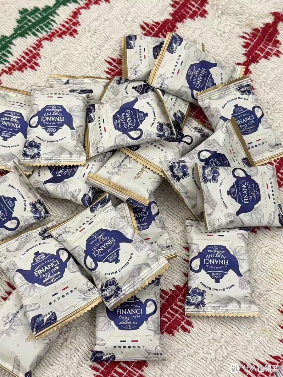 MOKCOKE莫可卡费南雪咖啡曲奇饼干：年货中的别样美味