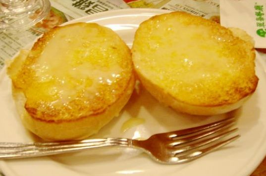 香港翠华茶餐厅,感受港剧经典美食
