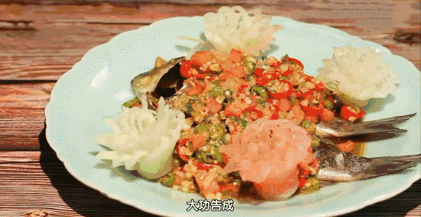 小花兔怎么画_用生活小窍门制作小花兔_小花兔子简笔画