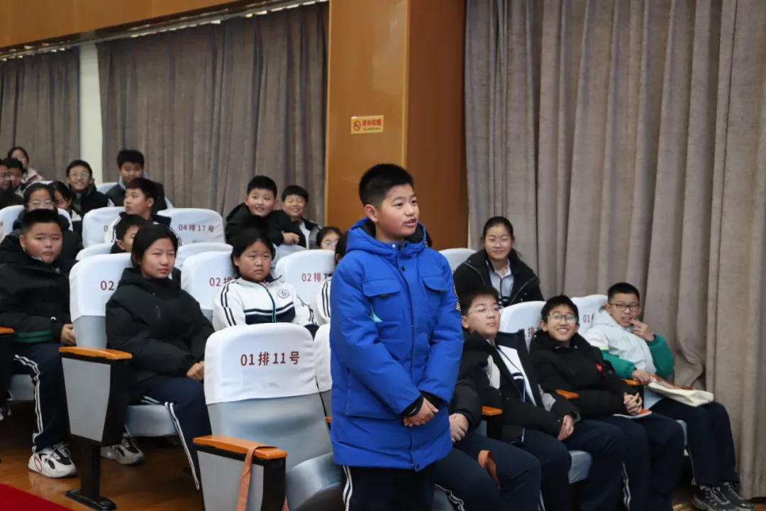 中学生图片手绘_中学生健康生活方式图片_中学生图片真实大全