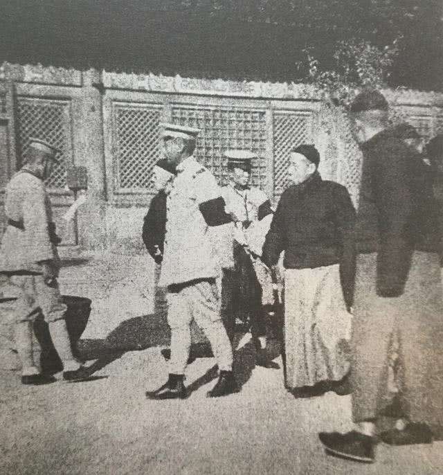 溥仪晚年生活趣事_晚年趣事溥仪生活视频_溥仪晚年的生活