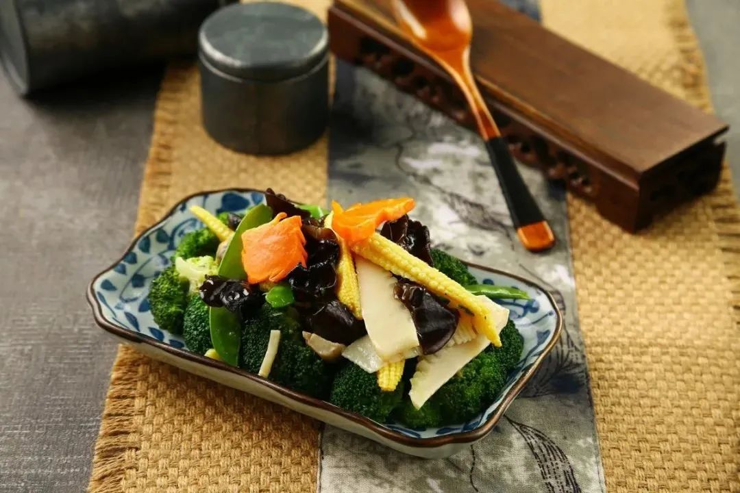 查厘士港式餐厅地址日月光店_查厘士港式美食_查里士港式茶餐厅