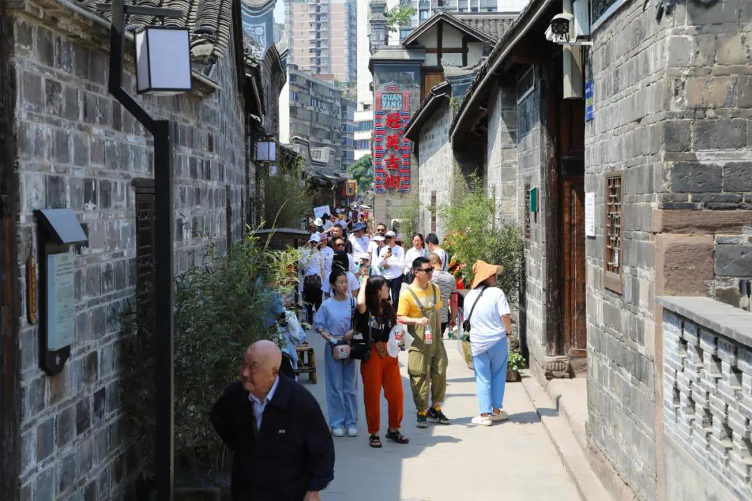 宜宾咖啡馆打架事件_宜宾网红打卡的咖啡小店_宜宾网红咖啡馆在哪里