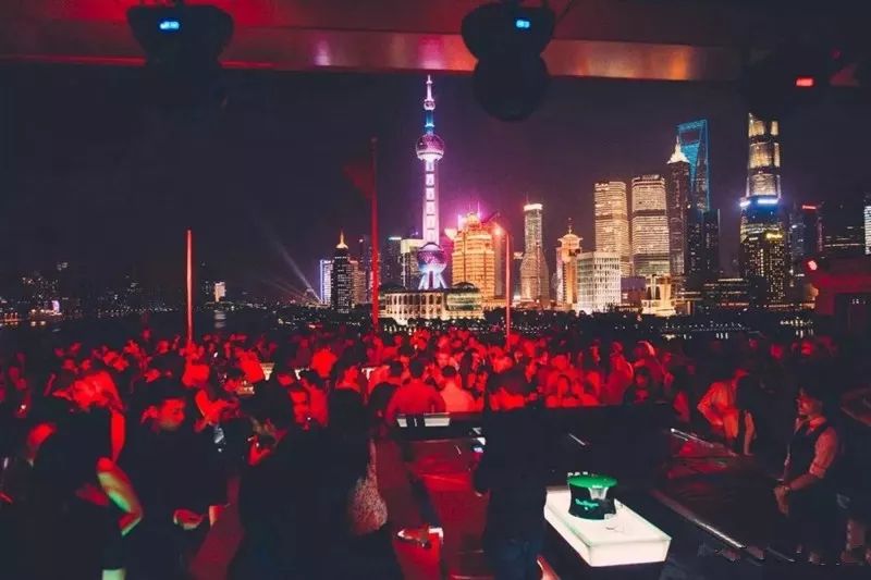 婚纱咖啡店_上海学习咖啡馆婚纱照_上海室内婚纱照
