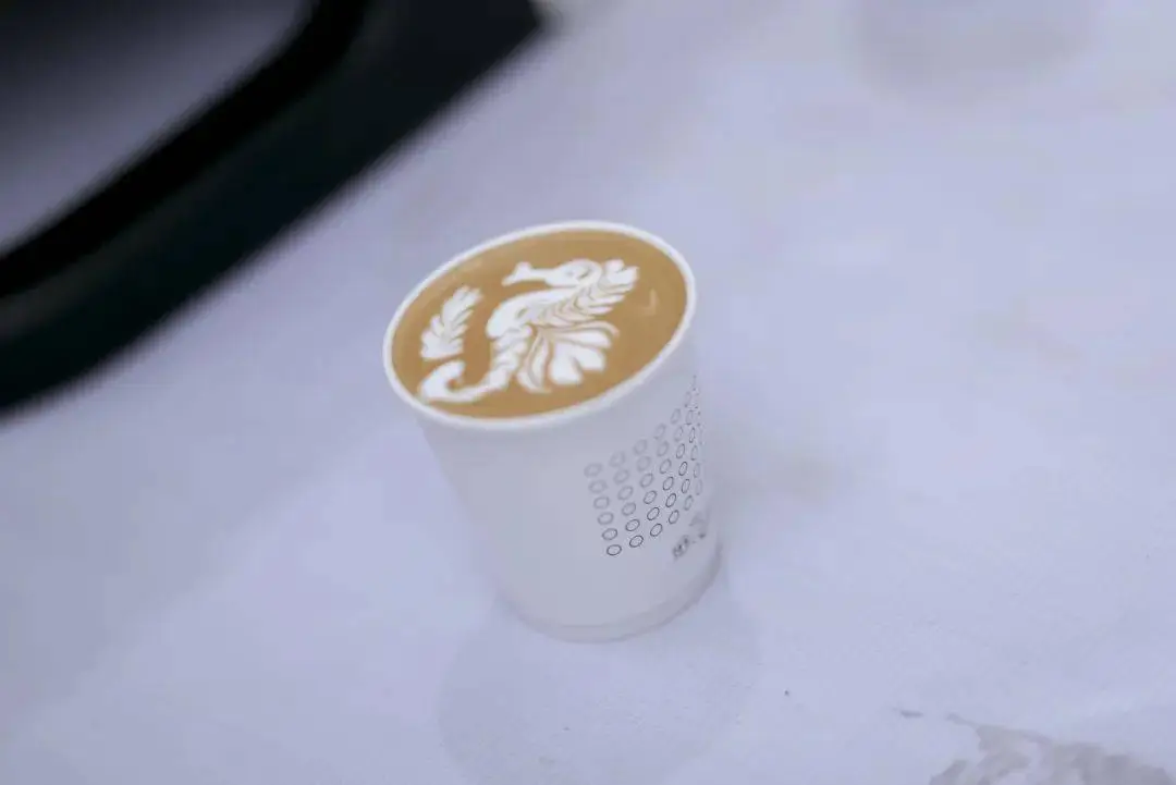 春天的咖啡怎么写_咖啡春天的一抹绿_春天与咖啡